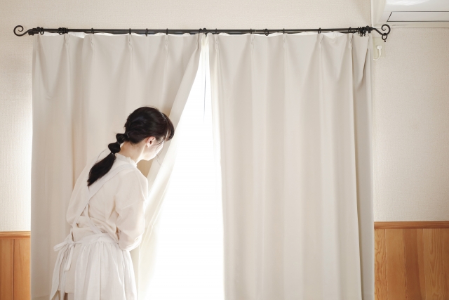 賃貸のベランダ喫煙トラブルは相談できる？揉めにくい対処法を解説